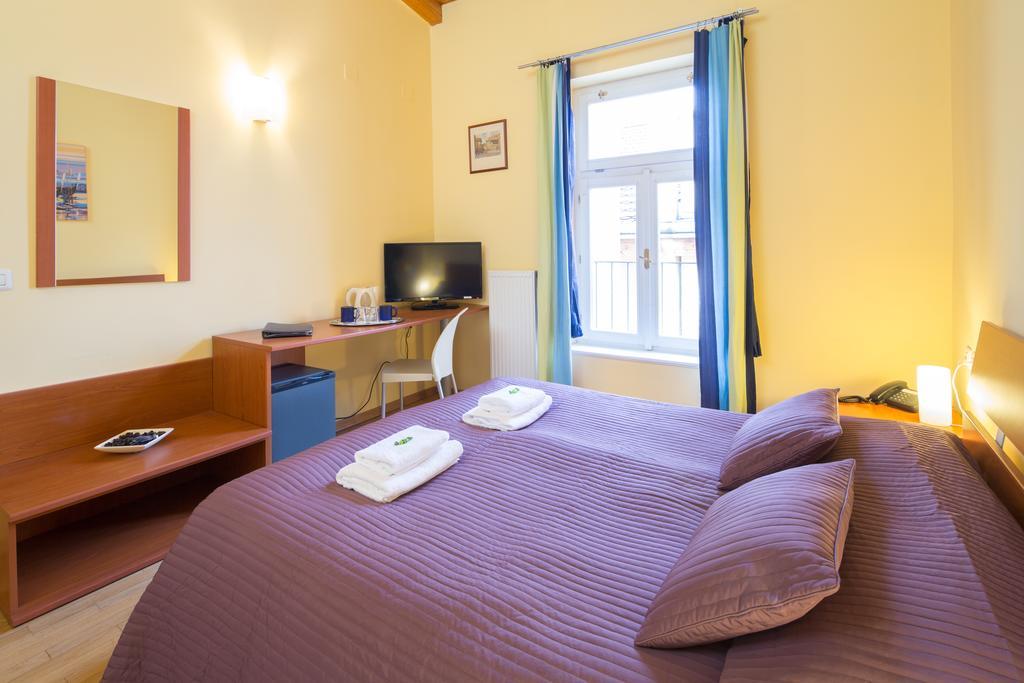 City Lounge Hotel Prague Phòng bức ảnh