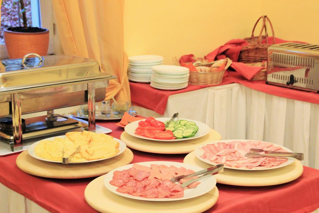 City Lounge Hotel Prague Phòng bức ảnh