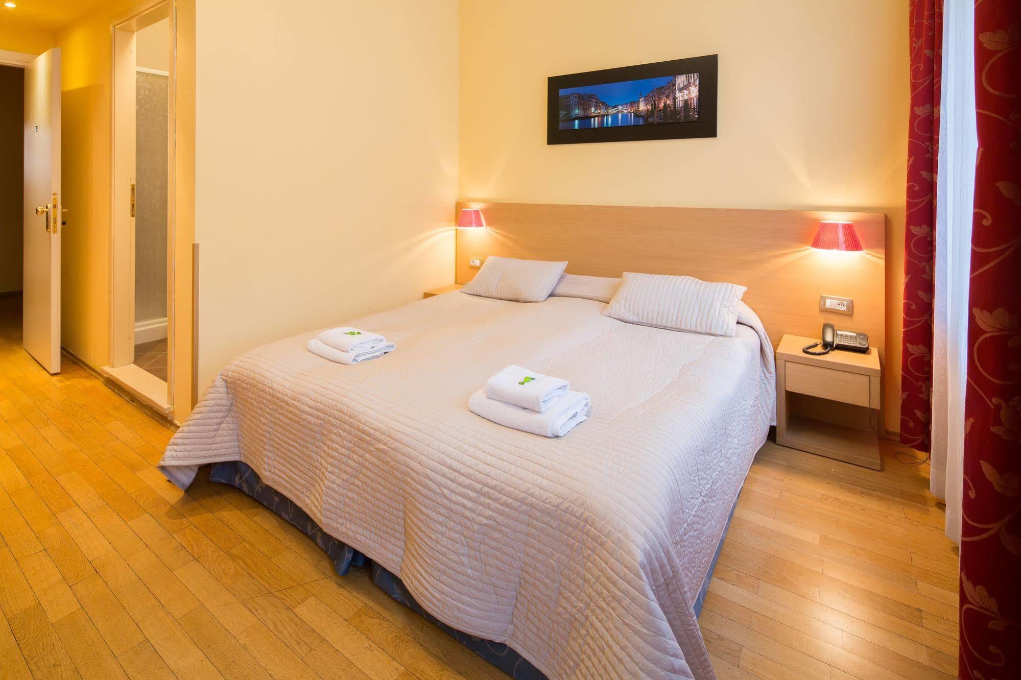 City Lounge Hotel Prague Ngoại thất bức ảnh